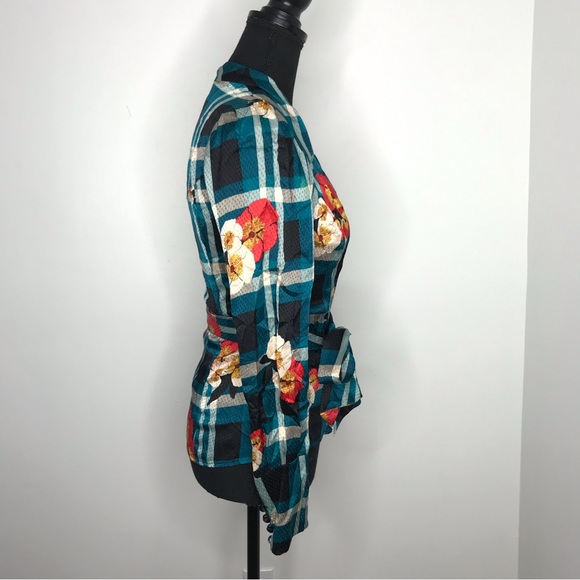 Diane Von Furstenberg 100% Silk Irlan Wrap Blouse - Picture 7 of 10